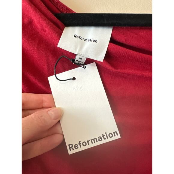 Reformation Ayden Sangria One Shoulder Knit Dress NWT Size XL - Picture 5 of 9